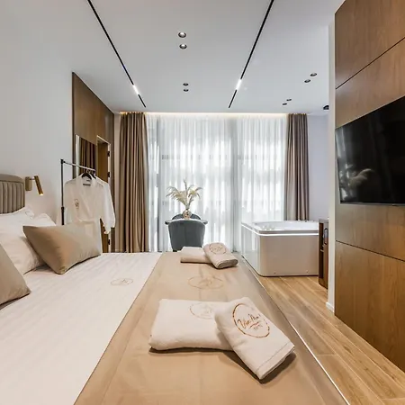 Via Mare Jacuzzi By Ps Hotel