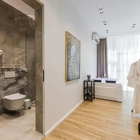 Via Mare Jacuzzi By Ps Hotel Durrës