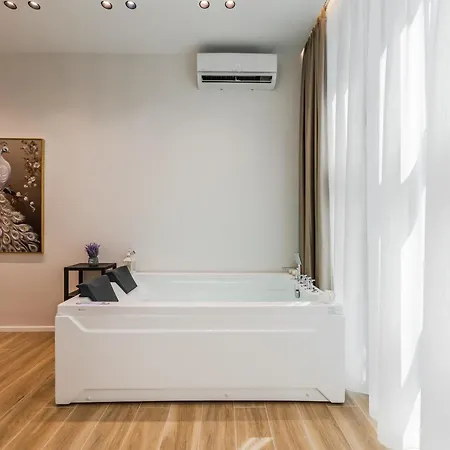 Via Mare Jacuzzi By Ps 5* Durrës